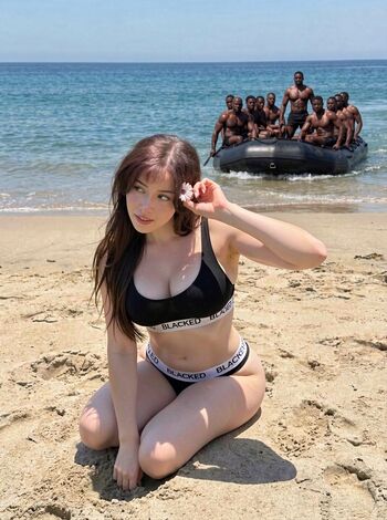 🔥 Pokimane  page leaked private photo uncensored full