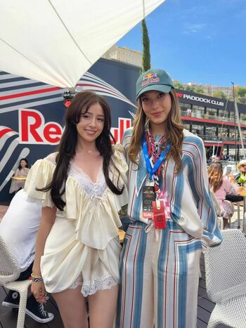 🔥 Pokimane  page leaked private photo uncensored full