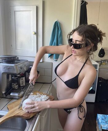 🔥 Rachel sennott leaked private photo uncensored full