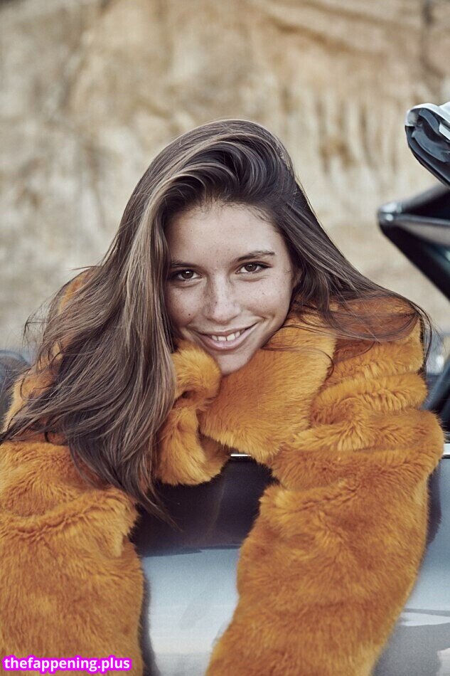 🔥 Serenay sarikaya leaked private photo uncensored full