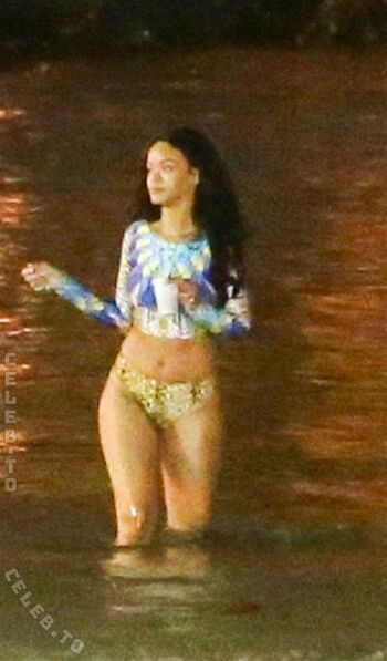 🔥 Rihanna leaked private photo uncensored full