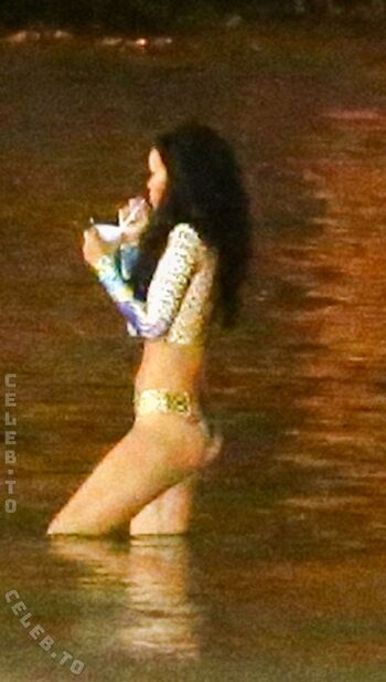 🔥 Rihanna leaked private photo uncensored full