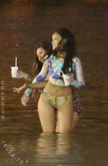 🔥 Rihanna leaked private photo uncensored full