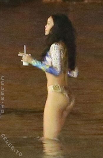 🔥 Rihanna leaked private photo uncensored full