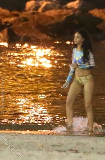 🔥 Rihanna leaked private photo uncensored full