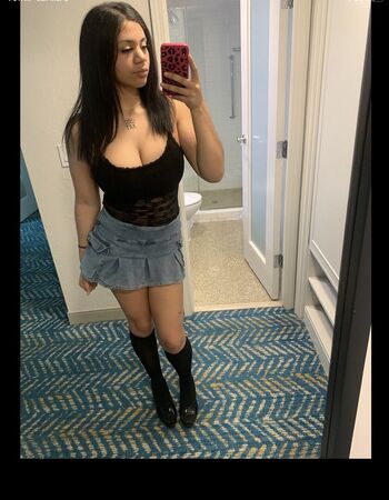 🔥 Royaltysnight leaked private photo uncensored full