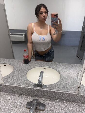 🔥 Royaltysnight leaked private photo uncensored full