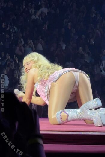 🔥 Sabrina carpenter  page leaked private photo uncensored full
