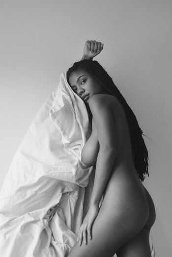 🔥 Schwiftylove page leaked private photo uncensored full