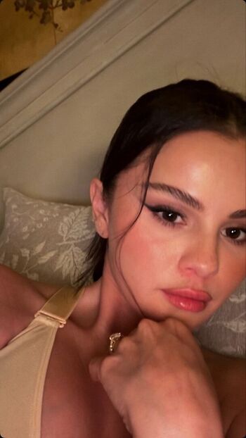 🔥 Selena gomez  page leaked private photo uncensored full