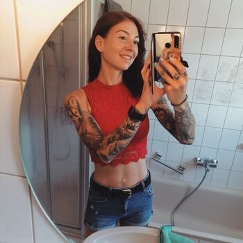 🔥 Show your girlfriend leaked private photo uncensored full
