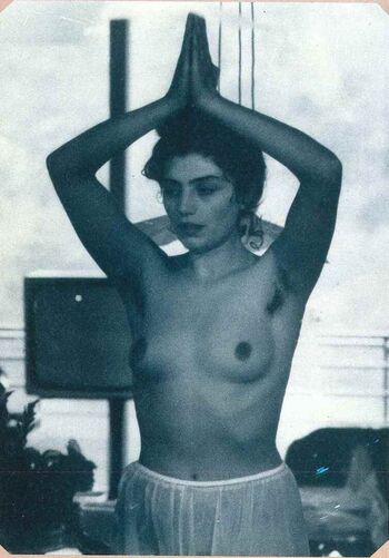 🔥 Vintage starlets page leaked private photo uncensored full