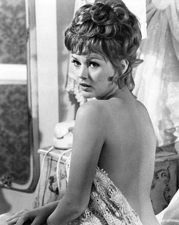 🔥 Vintage starlets page leaked private photo uncensored full