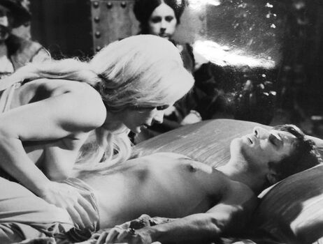 🔥 Vintage starlets page leaked private photo uncensored full