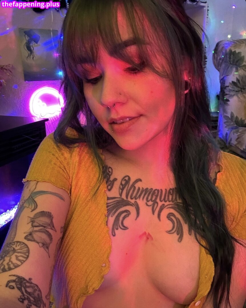 🔥 Lucecosplay leaked private photo uncensored full